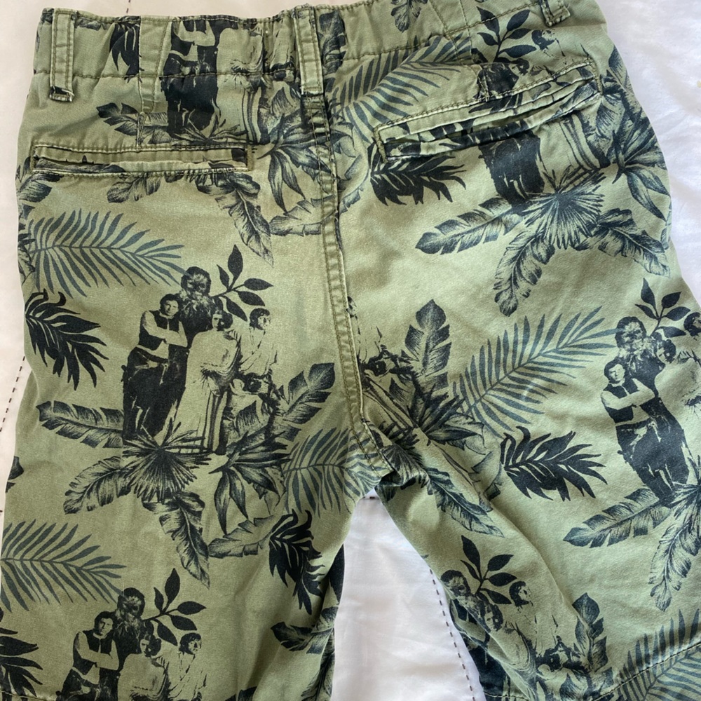 GAP Short - Picture 2 of 2